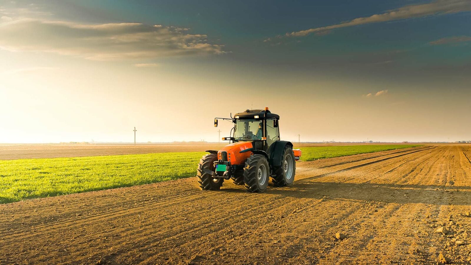 Automação permite que implemento controle funções do trator durante operações agrícolas