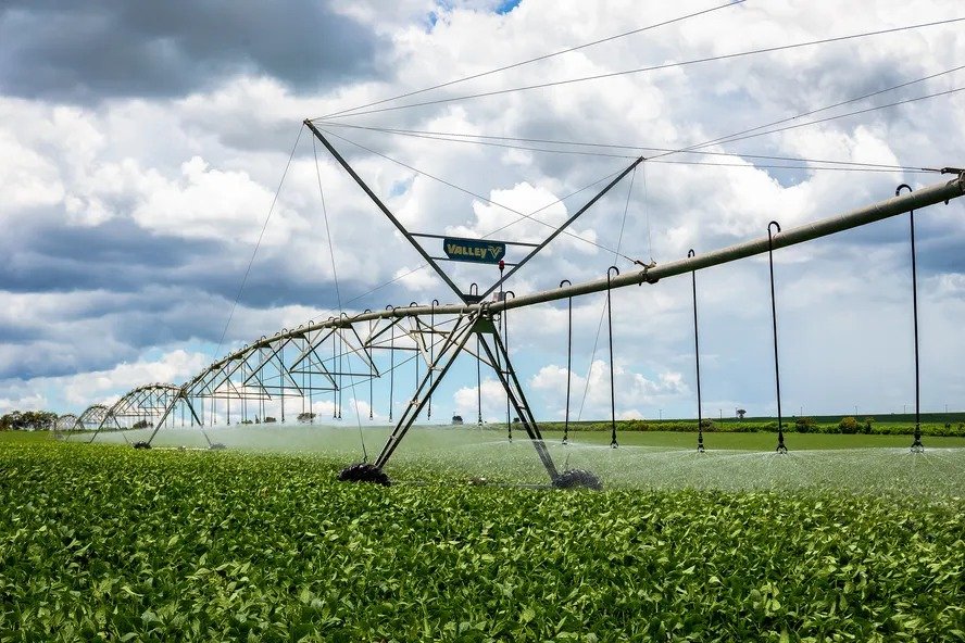 Mudanças climáticas devem ampliar necessidade de irrigação na agricultura brasileira